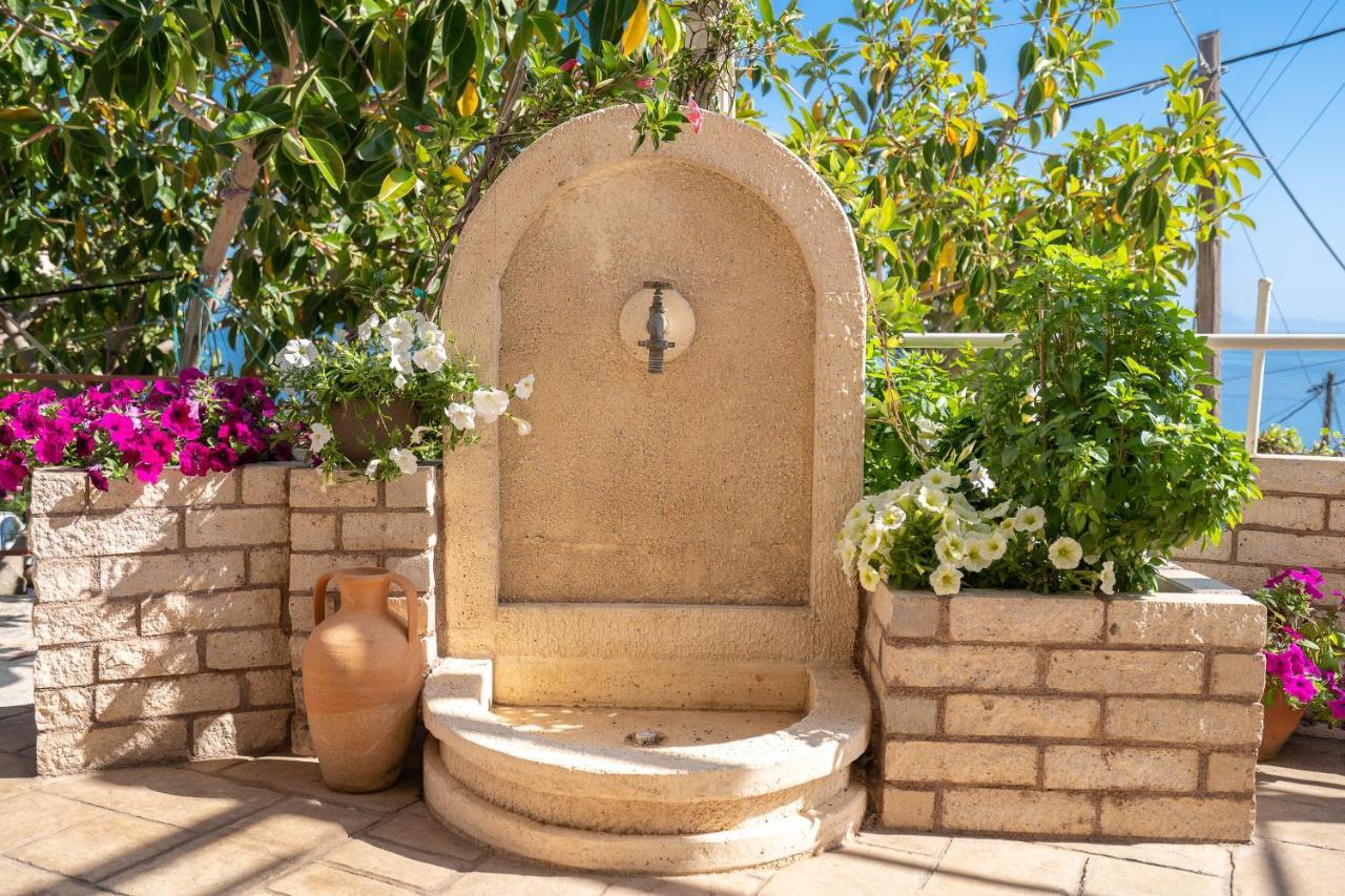 Marios Villas Poros  Екстериор снимка